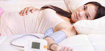 卵巢功能减退能进行供卵第三代试管助孕吗？